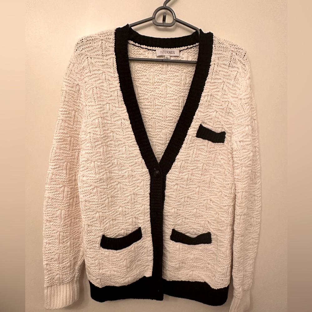 Intermix White and Black Knit Sweater in Size P